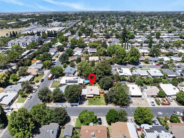 880 Elder Dr, West Sacramento, CA 95605