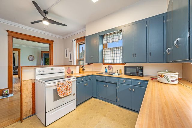 609 E 4th Street, Fairmont, MN 56031