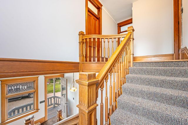 609 E 4th Street, Fairmont, MN 56031