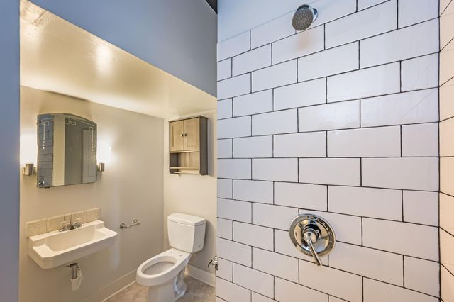 609 E 4th Street, Fairmont, MN 56031