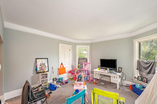 609 E 4th Street, Fairmont, MN 56031