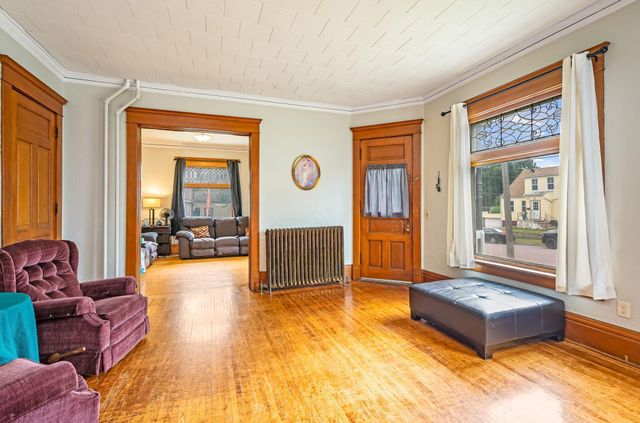 609 E 4th Street, Fairmont, MN 56031