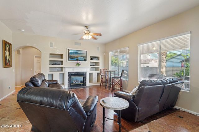 3469 E CABAZON Court, Gilbert, AZ 85297