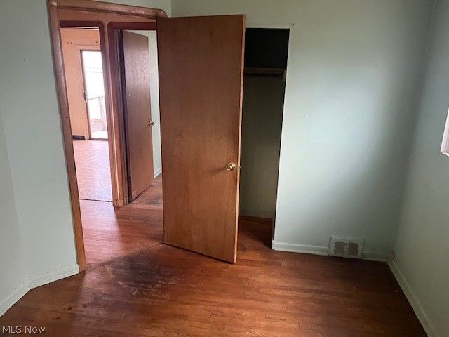 6330 Stonecrest Drive, Brook Park, OH 44142