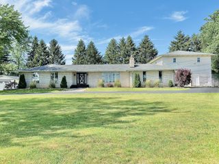 633 W 600 N, Hobart, IN 46342