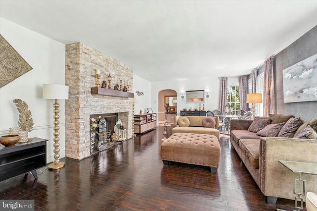 2993 N PROVIDENCE RD, Media, PA 19063