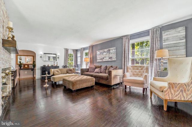 2993 N PROVIDENCE RD, Media, PA 19063