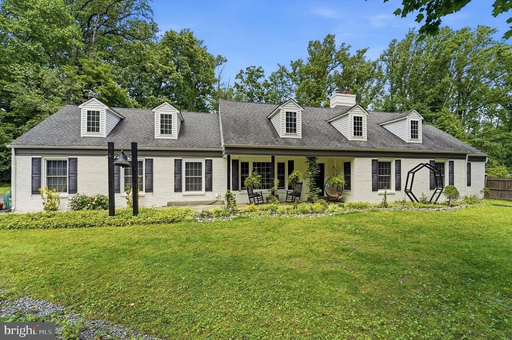 2993 N PROVIDENCE RD, Media, PA 19063