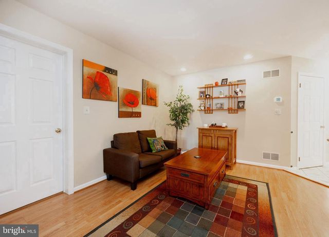 621 FAGLEYSVILLE RD, Perkiomenville, PA 18074