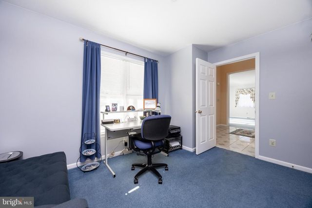 621 FAGLEYSVILLE RD, Perkiomenville, PA 18074