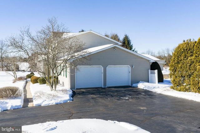 621 FAGLEYSVILLE RD, Perkiomenville, PA 18074