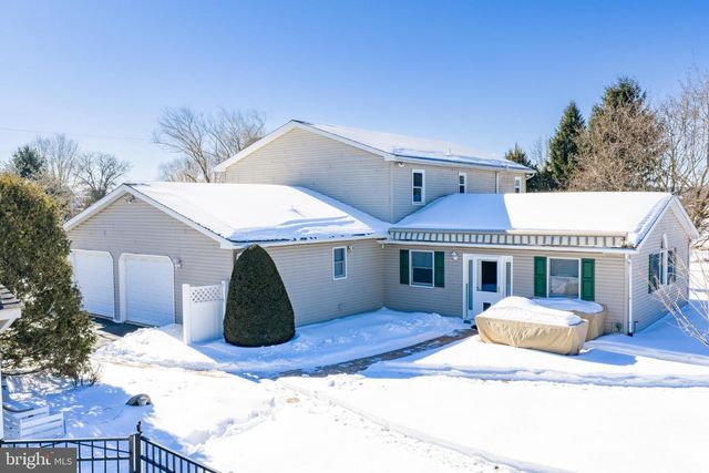 621 FAGLEYSVILLE RD, Perkiomenville, PA 18074