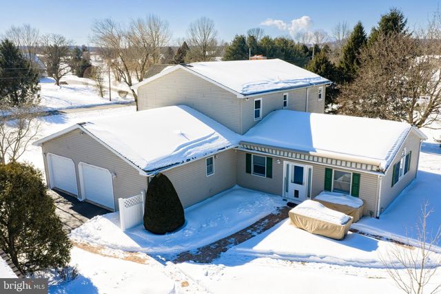 621 FAGLEYSVILLE RD, Perkiomenville, PA 18074