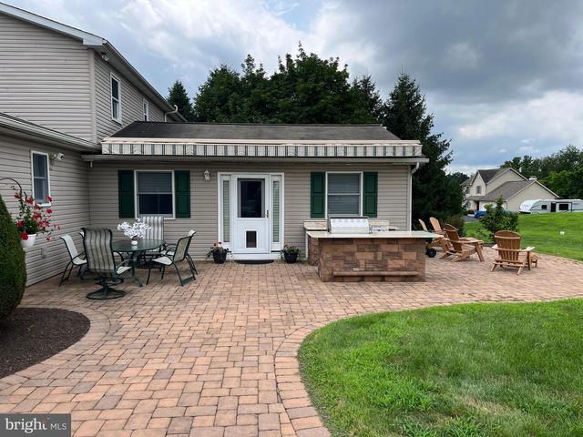 621 FAGLEYSVILLE RD, Perkiomenville, PA 18074