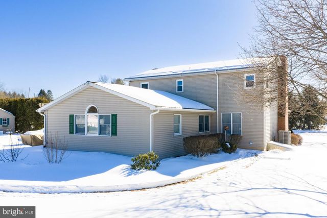 621 FAGLEYSVILLE RD, Perkiomenville, PA 18074