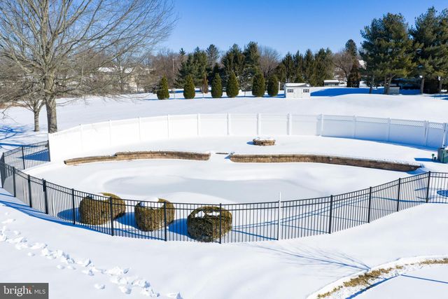 621 FAGLEYSVILLE RD, Perkiomenville, PA 18074