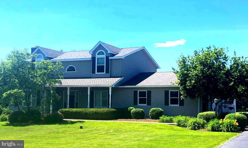 621 FAGLEYSVILLE RD, Perkiomenville, PA 18074