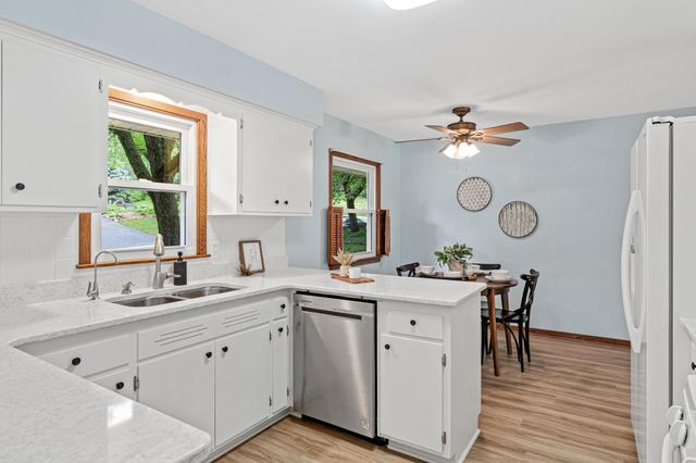 3405 Highland Drive, Burnsville, MN 55337