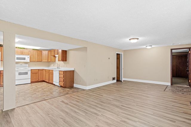 3405 Highland Drive, Burnsville, MN 55337