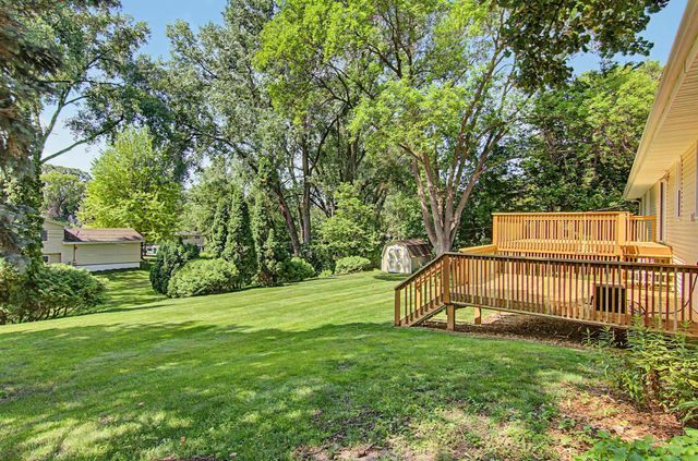 3405 Highland Drive, Burnsville, MN 55337