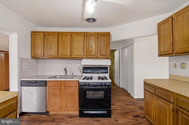 7726 EMERSON RD, Hyattsville, MD 20784