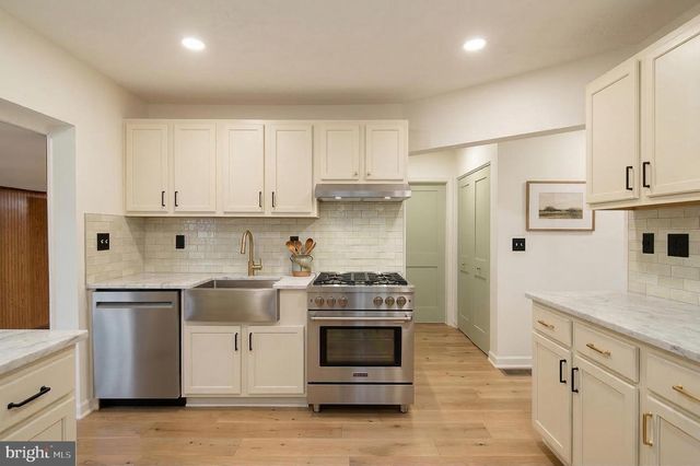 7726 EMERSON RD, Hyattsville, MD 20784