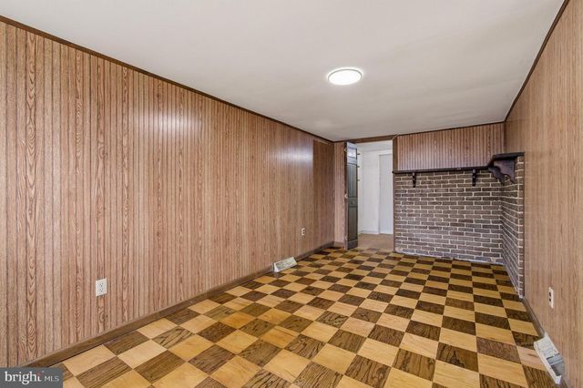 7726 EMERSON RD, Hyattsville, MD 20784