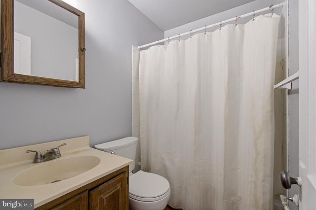 7726 EMERSON RD, Hyattsville, MD 20784