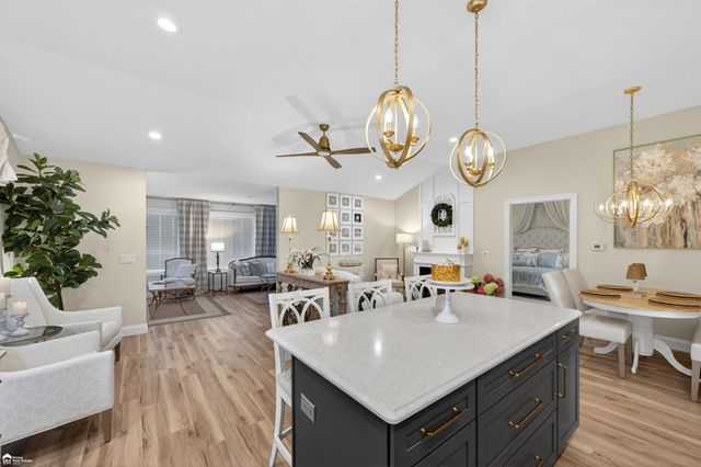 455 Blossom Drive, Frankenmuth, MI 48734