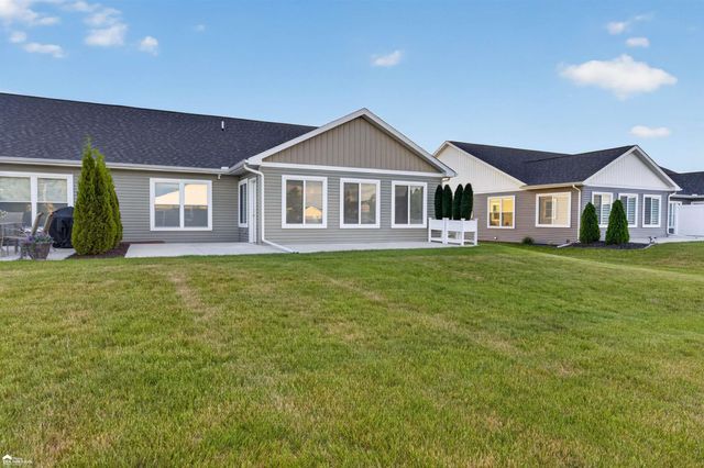 455 Blossom Drive, Frankenmuth, MI 48734