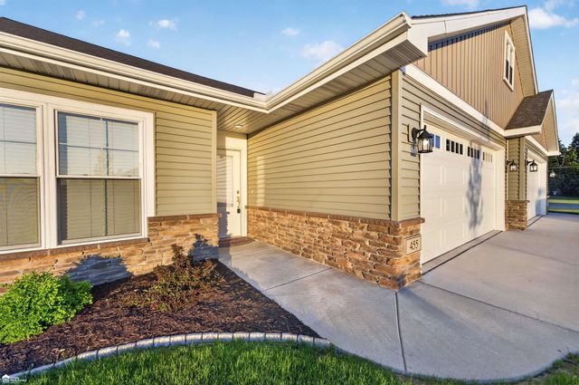 455 Blossom Drive, Frankenmuth, MI 48734