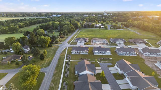 455 Blossom Drive, Frankenmuth, MI 48734