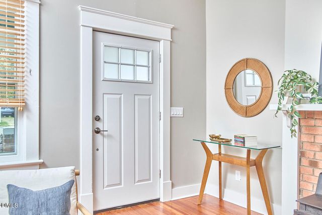 2202 Chapel Hill Road, Durham, NC 27707