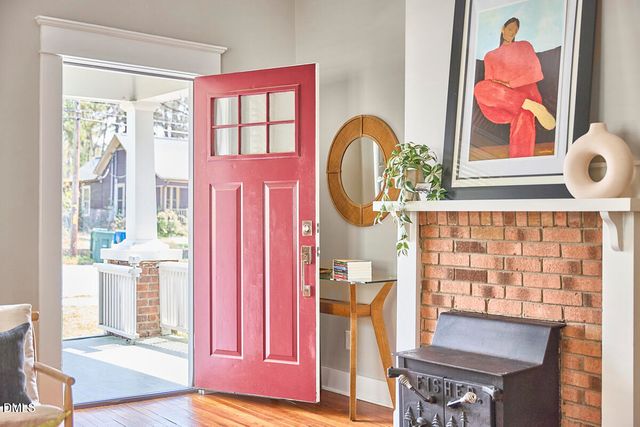 2202 Chapel Hill Road, Durham, NC 27707