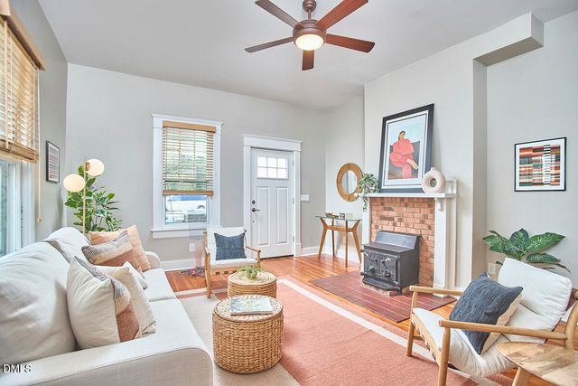 2202 Chapel Hill Road, Durham, NC 27707