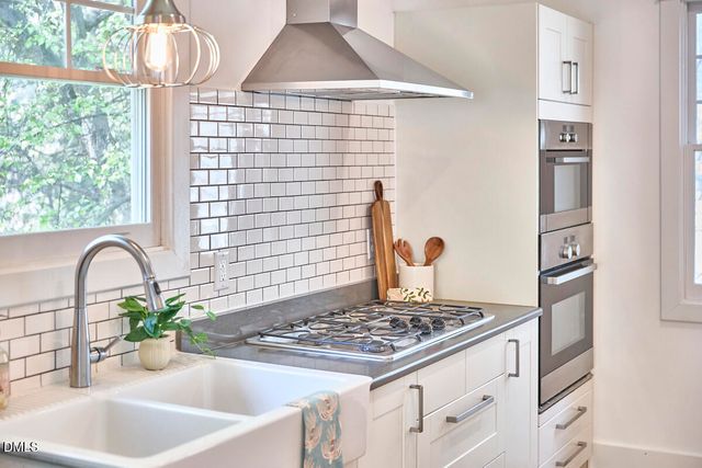 2202 Chapel Hill Road, Durham, NC 27707