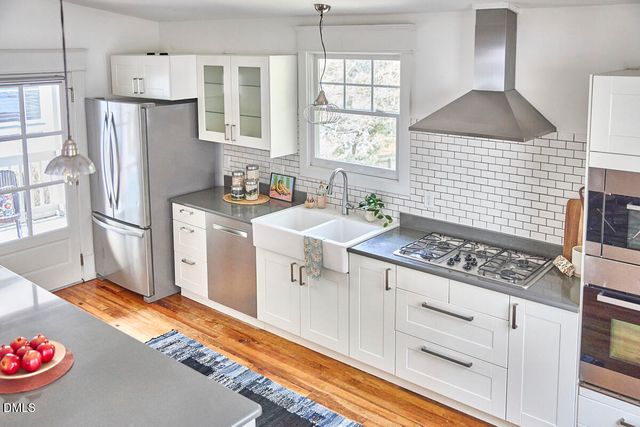 2202 Chapel Hill Road, Durham, NC 27707