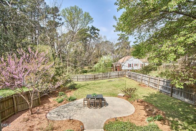 2202 Chapel Hill Road, Durham, NC 27707