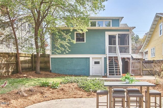 2202 Chapel Hill Road, Durham, NC 27707