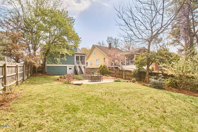 2202 Chapel Hill Road, Durham, NC 27707