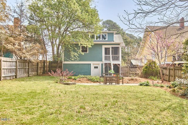 2202 Chapel Hill Road, Durham, NC 27707