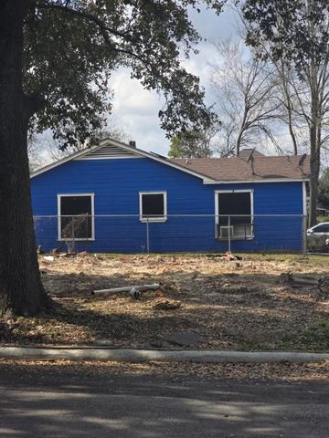 3570 E Rosewood Street E, Houston, TX 77004