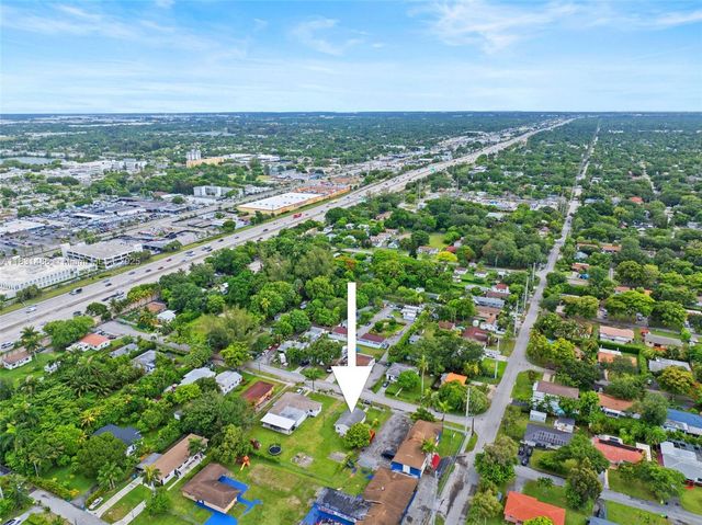 524 NW 88th St, El Portal, FL 33150