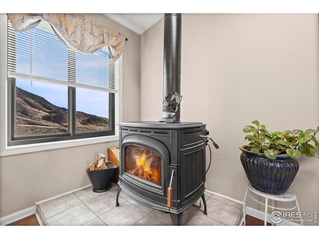 90 Redtail Ridge Way, Bellvue, CO 80512