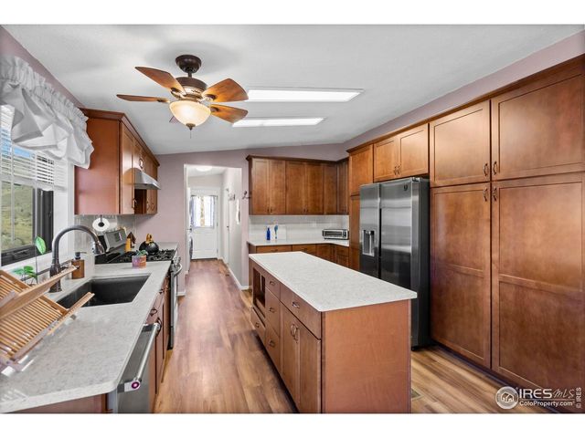 90 Redtail Ridge Way, Bellvue, CO 80512