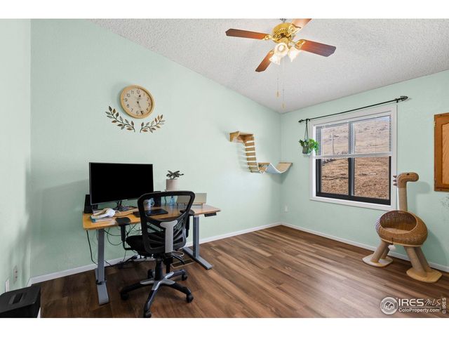 90 Redtail Ridge Way, Bellvue, CO 80512