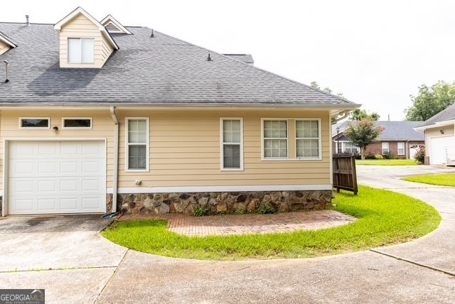 206 Cedarwood Lane, Thomaston, GA 30286