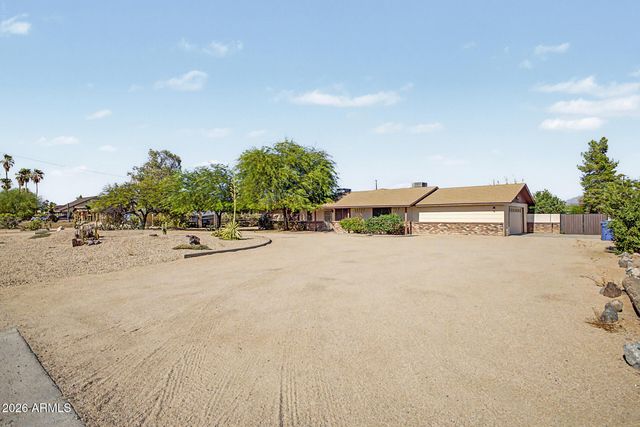16223 N 40TH Place, Phoenix, AZ 85032
