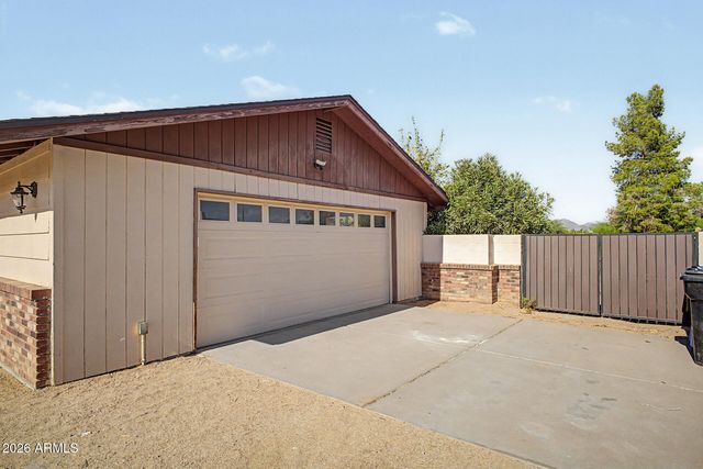 16223 N 40TH Place, Phoenix, AZ 85032