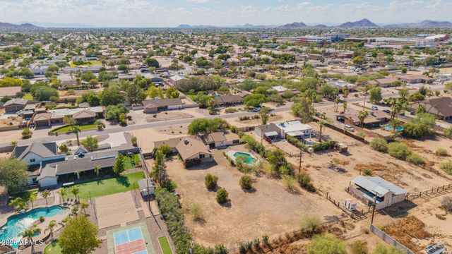 16223 N 40TH Place, Phoenix, AZ 85032